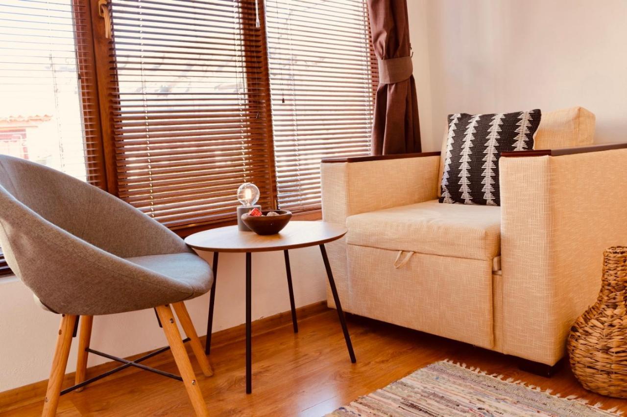 Iliikova House Hotel Kalofer Eksteriør billede